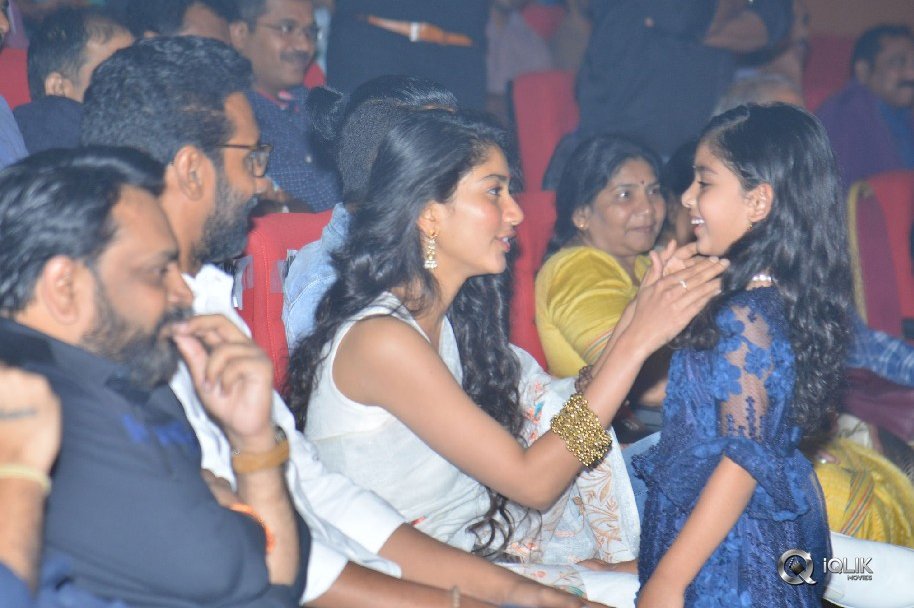 Padi-Padi-Leche-Manasu-Movie-Pre-Release-Event